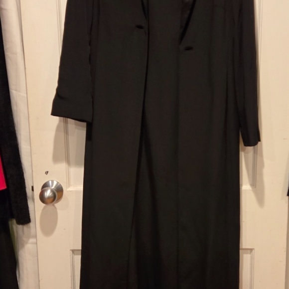 Neiman Marcus Black Tie Two Piece Dress w/Jacket - Size 6 - Picture 6 of 9